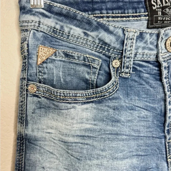 Salvage Distressed Bootcut Embroidered 5 Pocket Men Jeans Size 30x30 - Picture 3 of 13